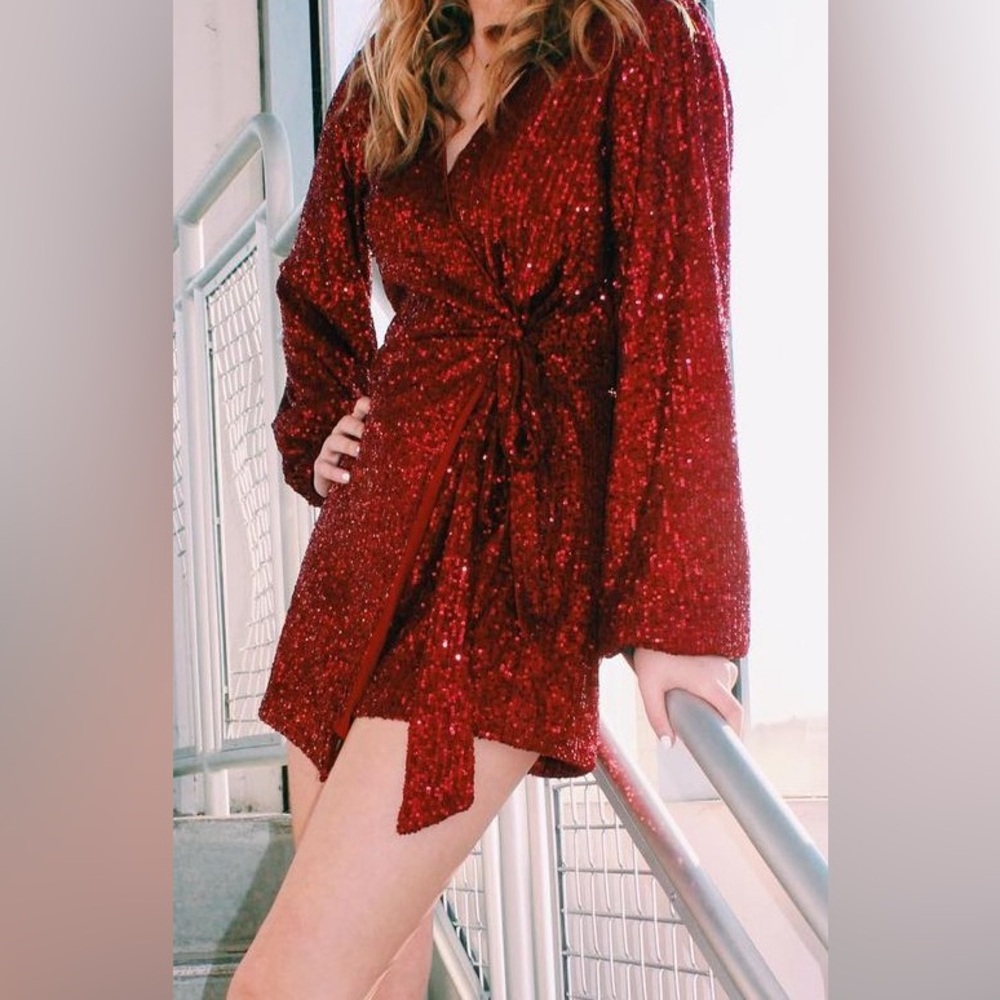 romper - Picture 2 of 4